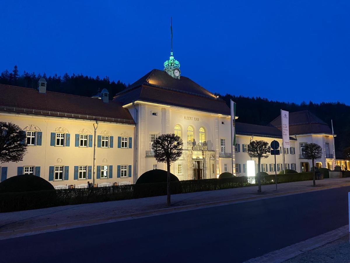 Fewo Roland Ranft Direkt Am Kurpark Barrierearm 60Qm Bad Elster Kültér fotó